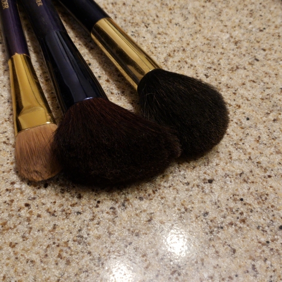 Vintage Estee Lauder brushes - Picture 2 of 3